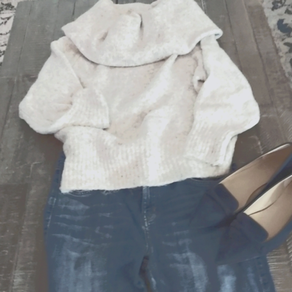 H&M sweater